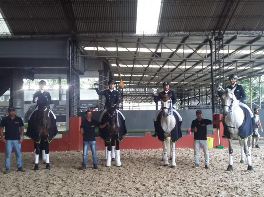 time_Brasil_Argentina_cavalos-2211